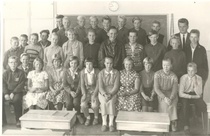 VUODEN 1960-1961 KANSALAISKOULULAISIA.
(MATTI UKKONEN)